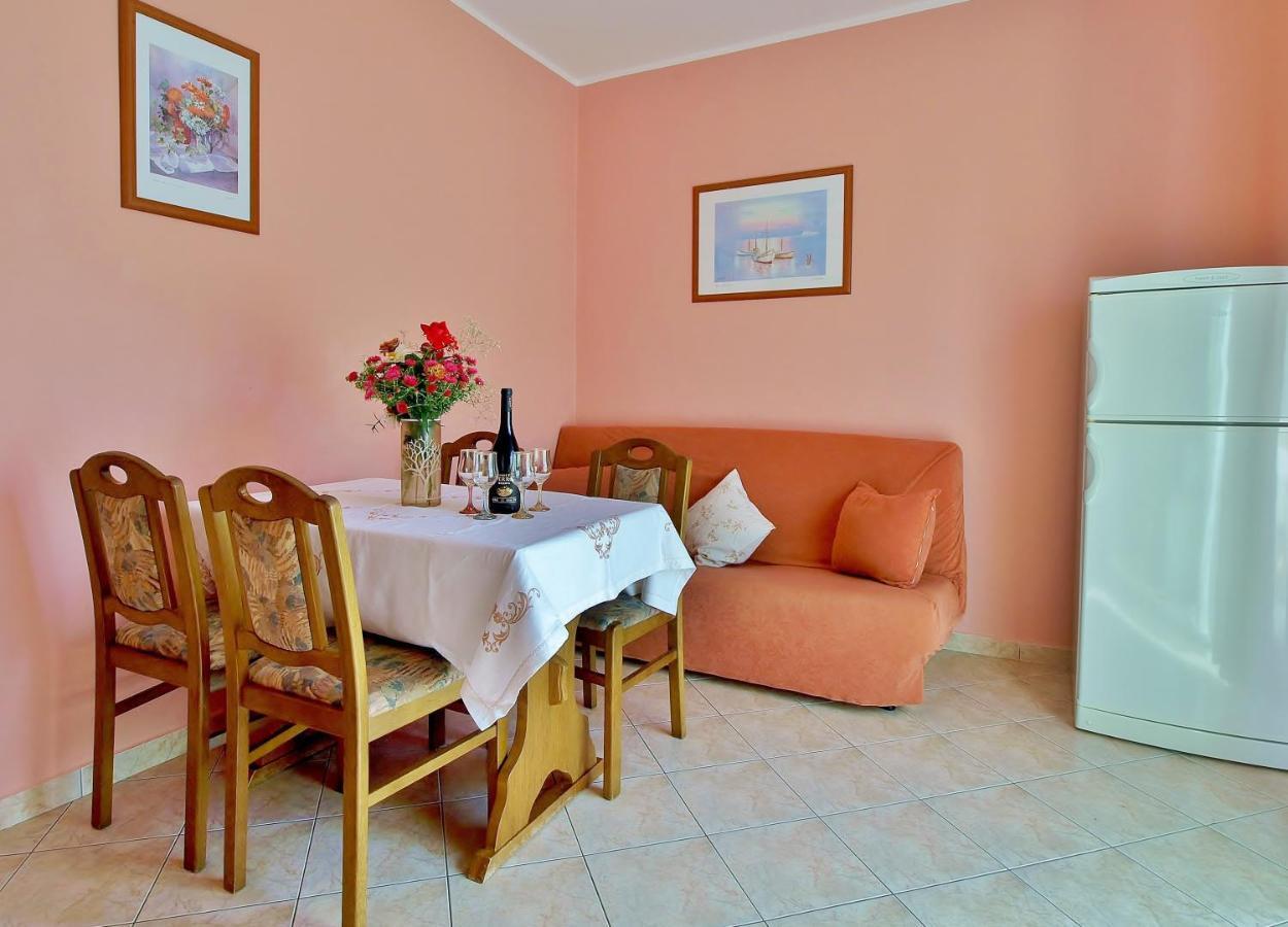 Jaska Anica Apartments Супетарска-Драга Экстерьер фото